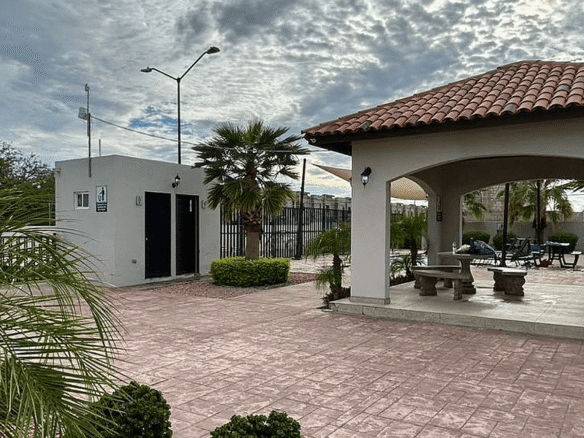 Casa en Venta en Acacia 13