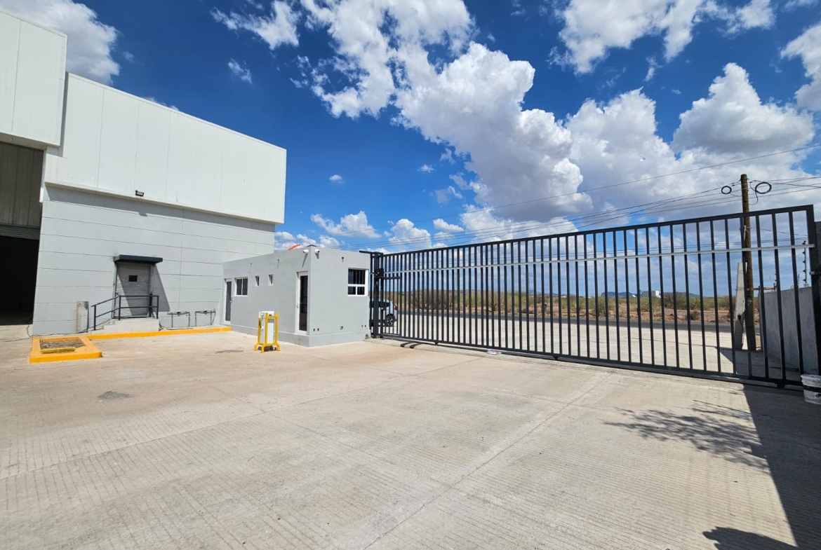Bodega en renta en carretera a Bahía de Kino, Hermosillo, 547 m² — foto 3