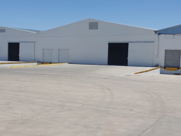 Bodega en renta en El Llanito, Hermosillo, de 2,001.75 m² — foto 2
