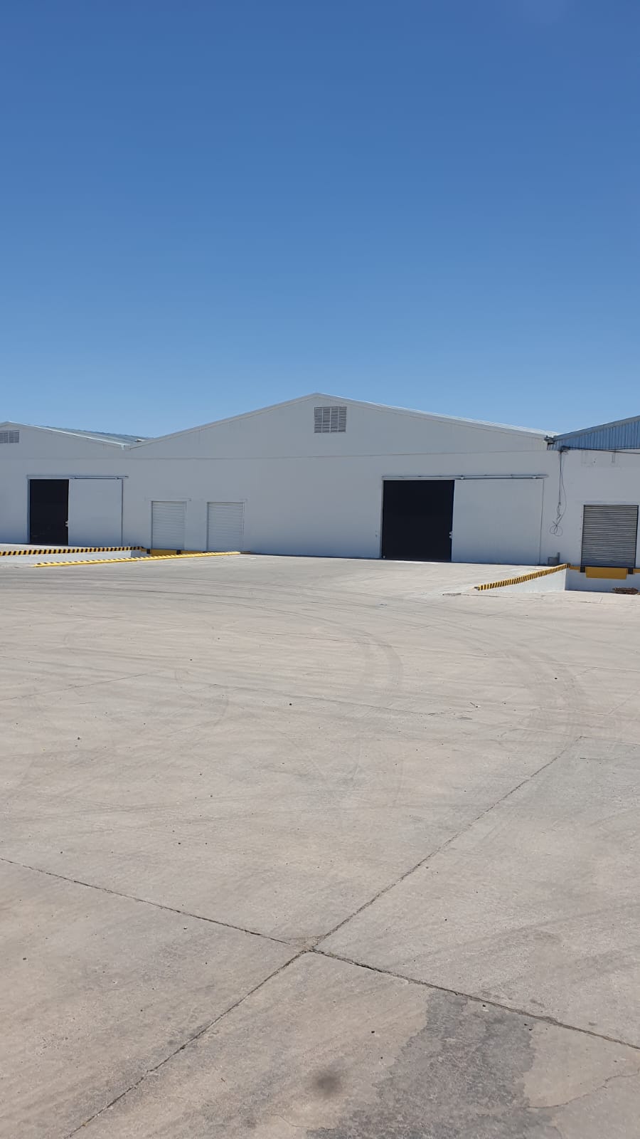 Bodega en renta en El Llanito, Hermosillo, de 2,001.75 m² — foto 2