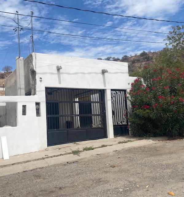 Casa en venta en Los Ángeles, Hermosillo, de una recámara — foto 2