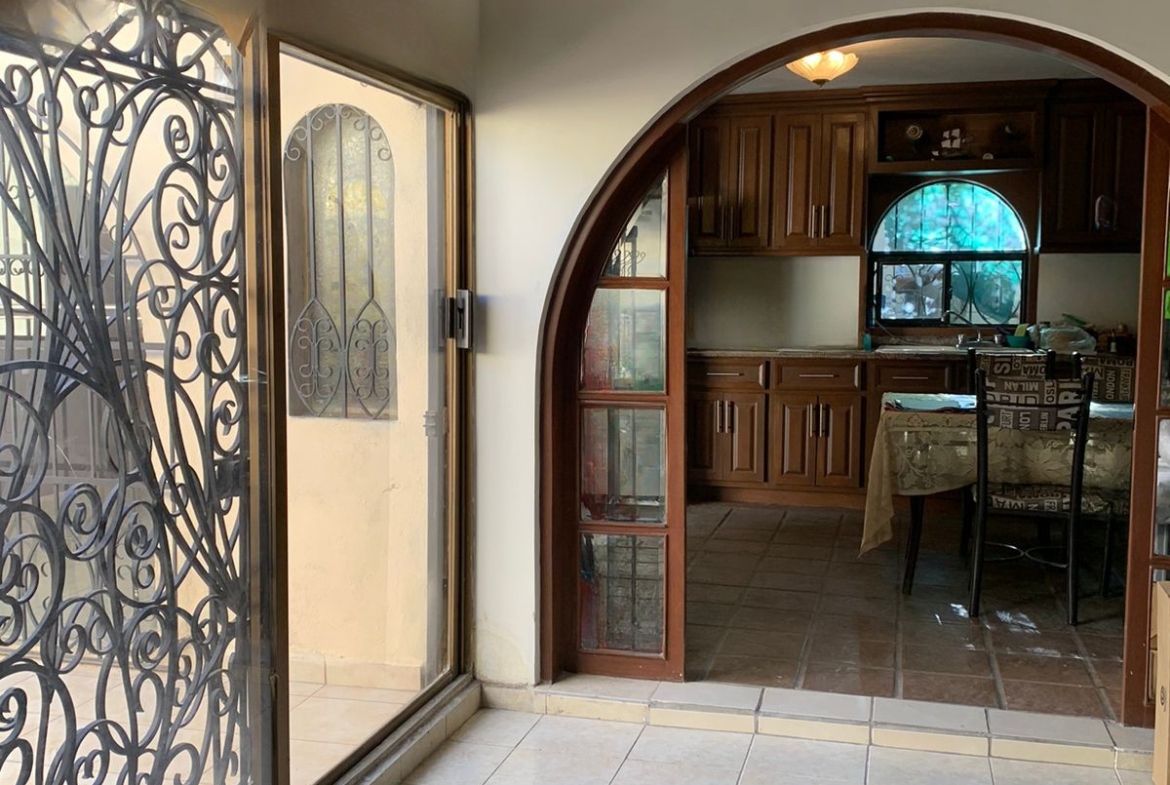 Casa en venta en Villa Satélite, Hermosillo, dividida en dos alas — foto 4
