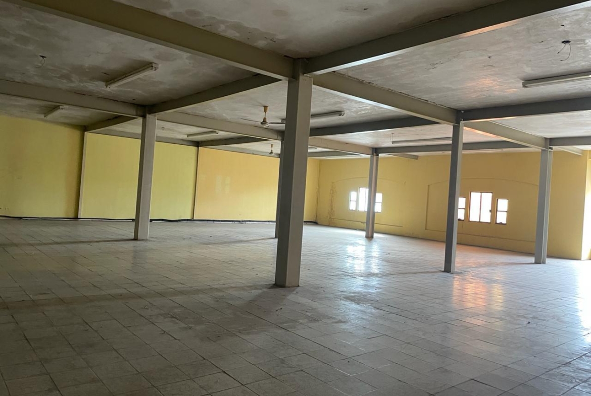 Edificio comercial en renta en esquina de Navarrete y Monteverde, Hermosillo — foto 8