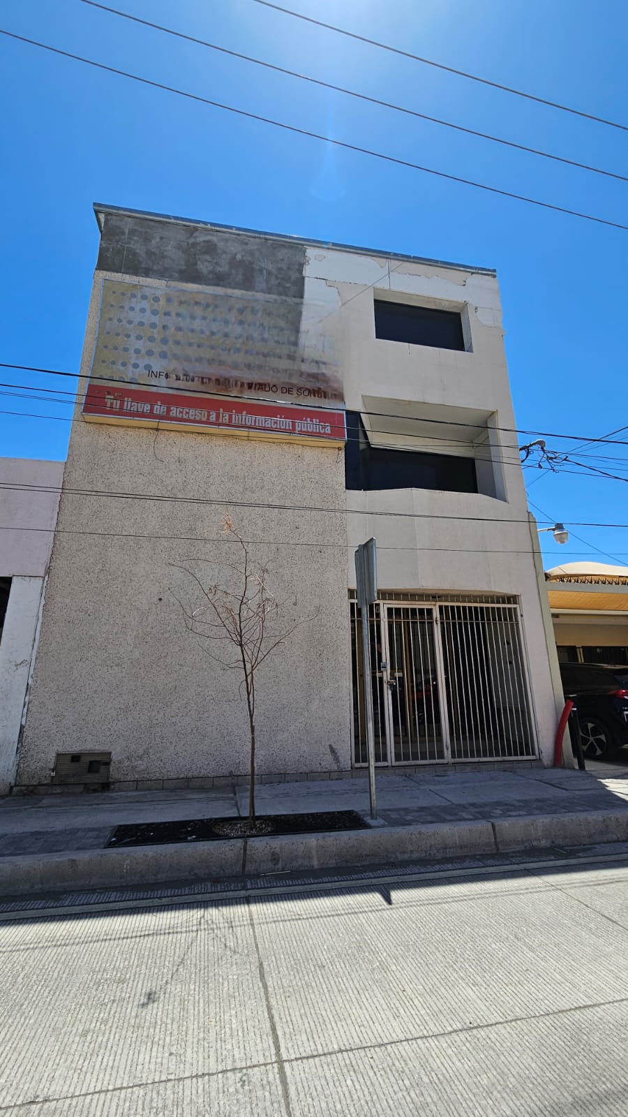 Edificio de oficinas en venta en el centro de Hermosillo, tres niveles — foto 4