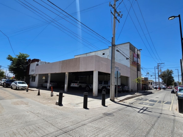 Edificio de oficinas en venta en el centro de Hermosillo, tres niveles — foto 5