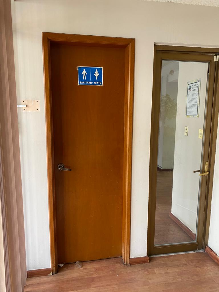 Edificio de oficinas en venta en el centro de Hermosillo, tres niveles — foto 14