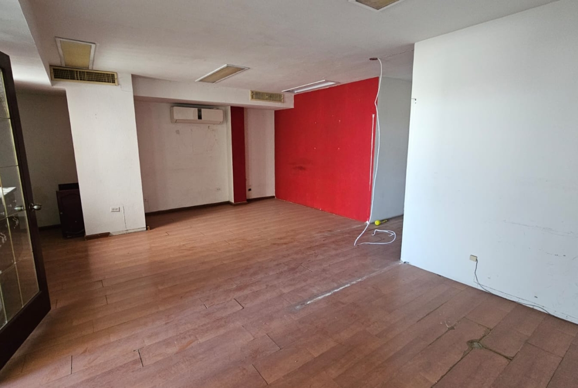 Edificio de oficinas en venta en el centro de Hermosillo, tres niveles — foto 20