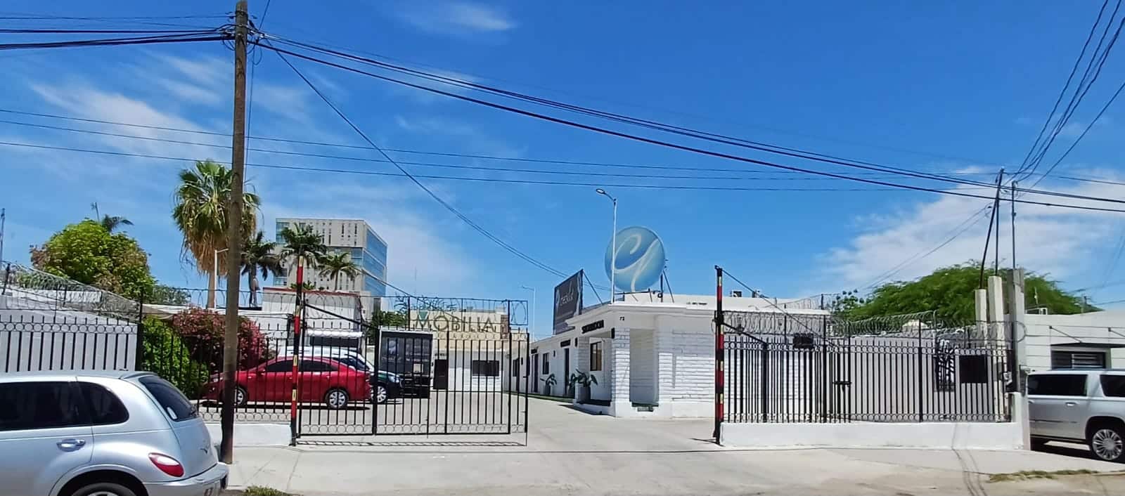 Oficina en renta en Country Club, Hermosillo, con 2 estacionamientos — foto 1