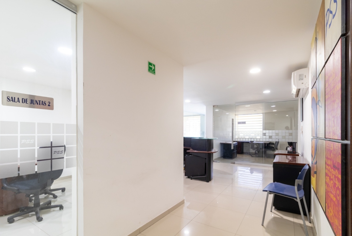 Oficinas en venta en San Benito, Hermosillo, de una planta y equipadas — foto 16