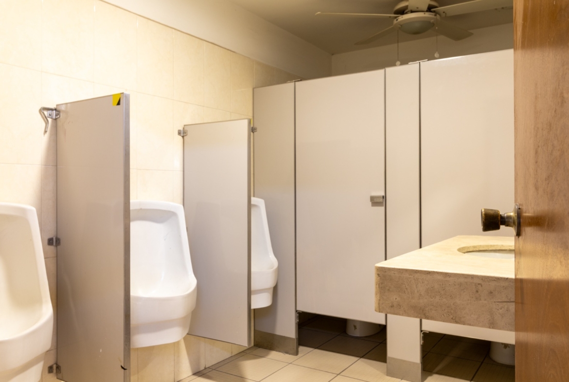 Oficinas en venta en San Benito, Hermosillo, de una planta y equipadas — foto 19