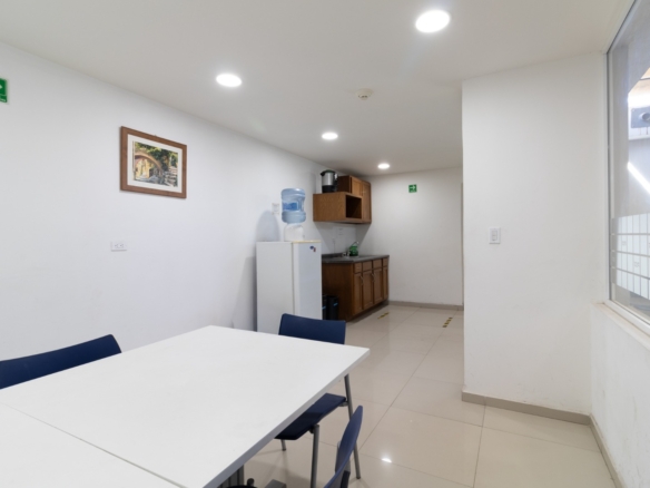 Oficinas en venta en San Benito, Hermosillo, de una planta y equipadas — foto 20