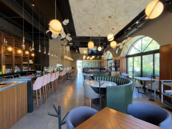 Traspaso de restaurante en Centenario, Hermosillo, con permiso de alcoholes — foto 1